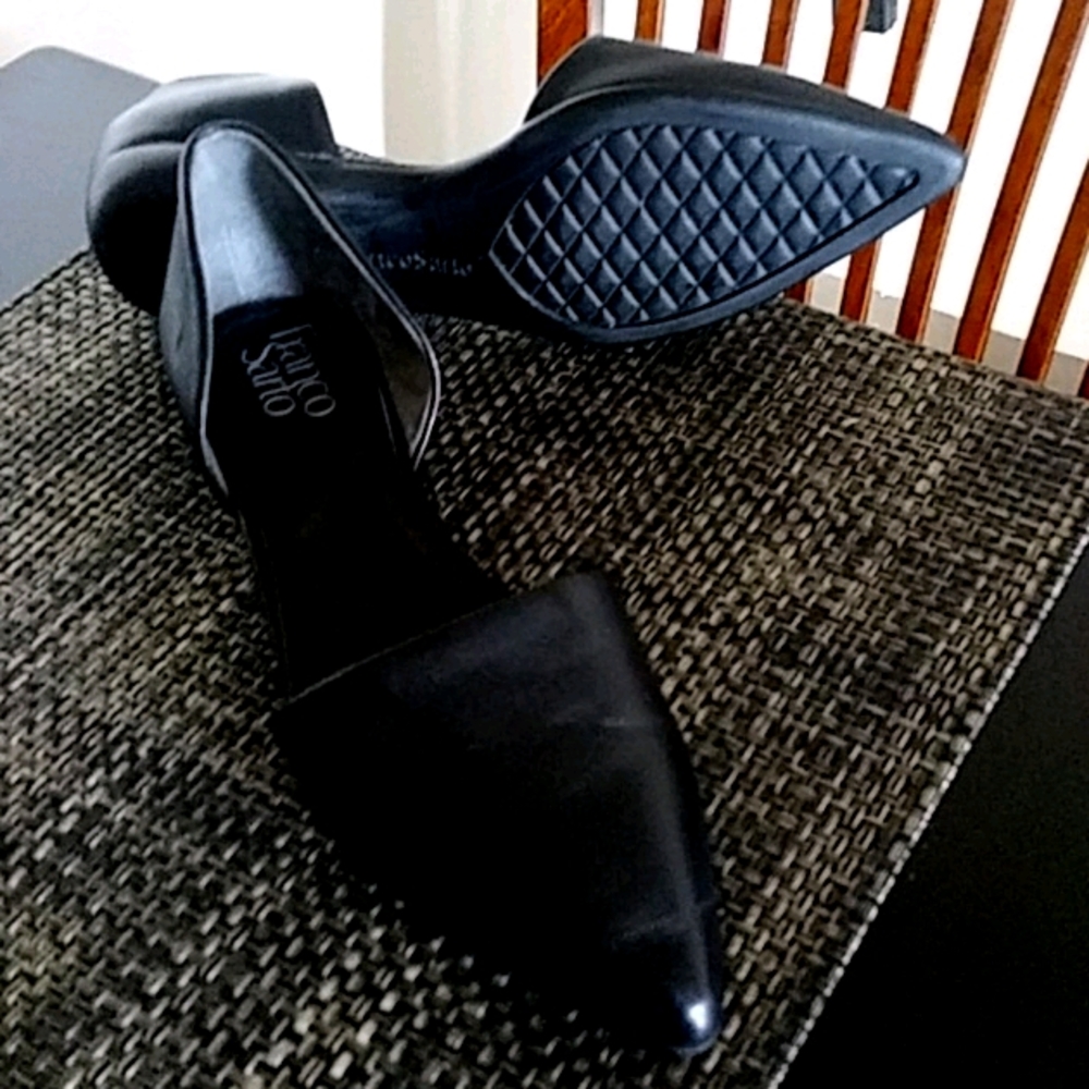 Flat shoes very cool